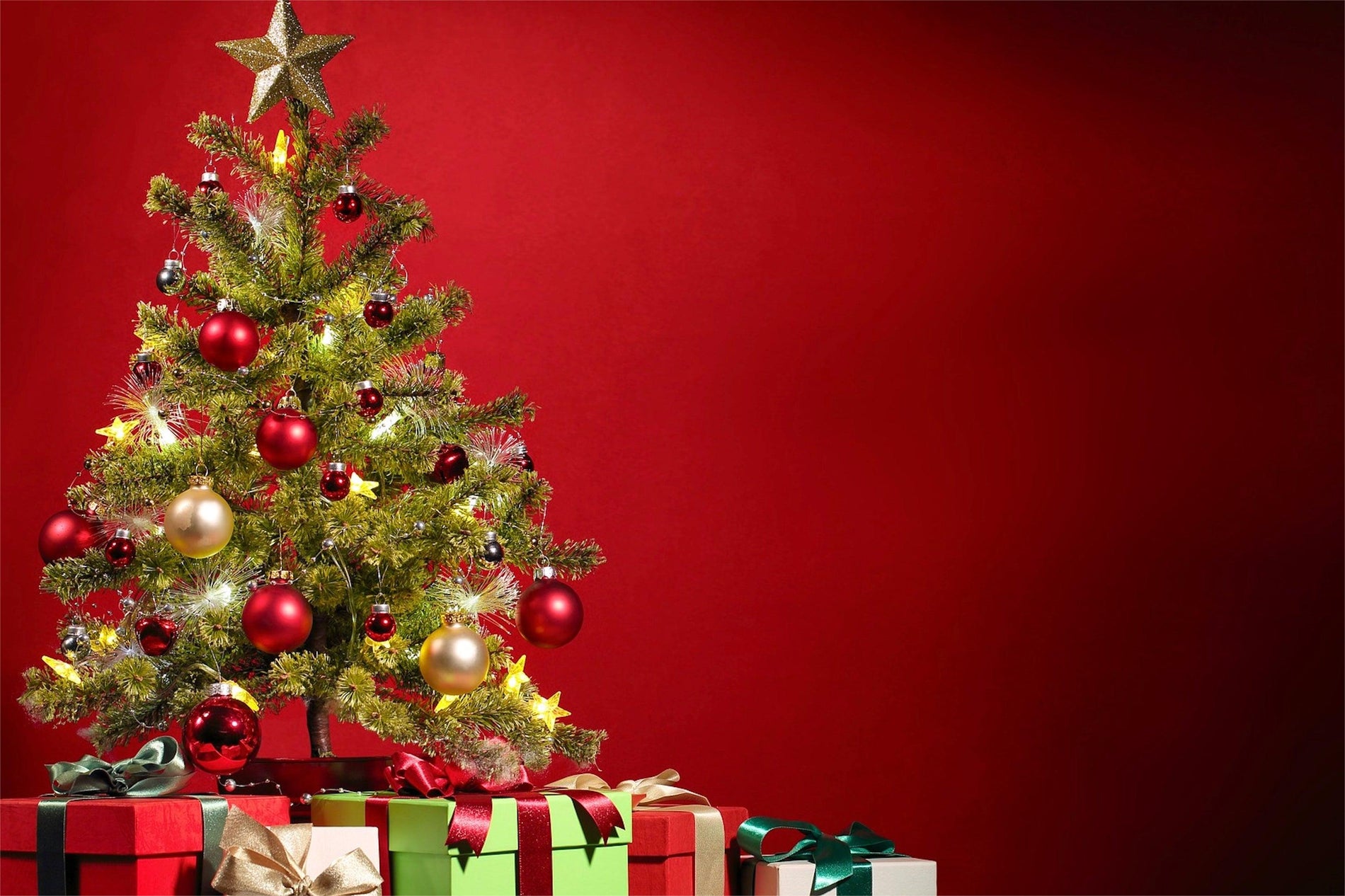 10 Meaningful & Affordable Christmas Gifts for Friends & Family