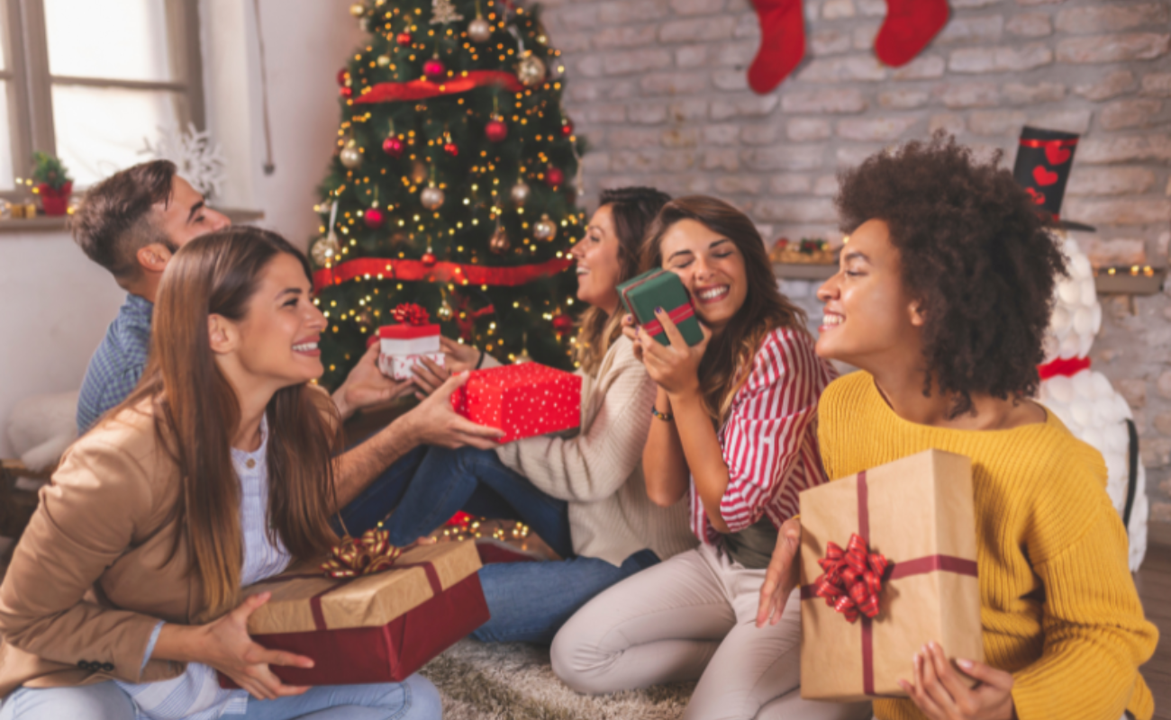 Christmas Gifts for Women 2024: Perfect Ideas for Every Woman in Your Life